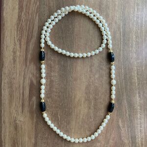 1989 Avon “Timeless Elegance” Necklace - French Country Collection